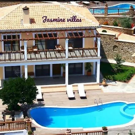 Luxury Nefeli In Skiathos Featuring An Exclusive Private Pool Oasis Villa Trúlosz
