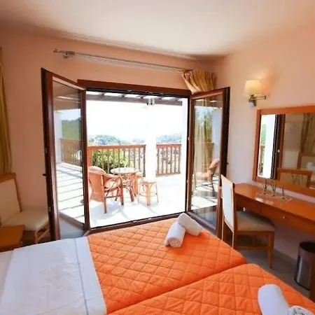 Villa Luxury Nefeli In Skiathos Featuring An Exclusive Private Pool Oasis Trúlosz