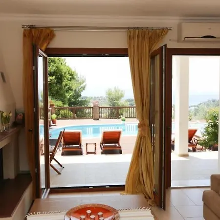 Villa Luxury Nefeli In Skiathos Featuring An Exclusive Private Pool Oasis Troulos