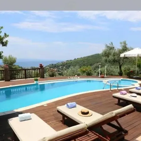 Luxury Nefeli In Skiathos Featuring An Exclusive Private Pool Oasis * Trúlosz